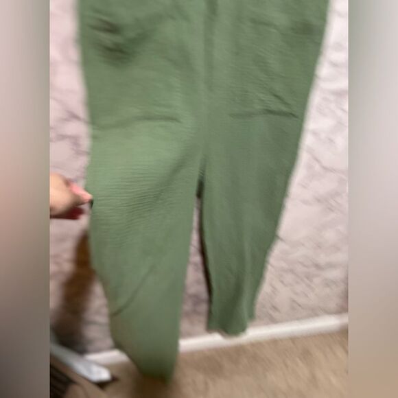 Steve Madden NWT Sleeveless Cotton Gauze Jumpsuit PASTEL GREEN - Picture 5 of 7